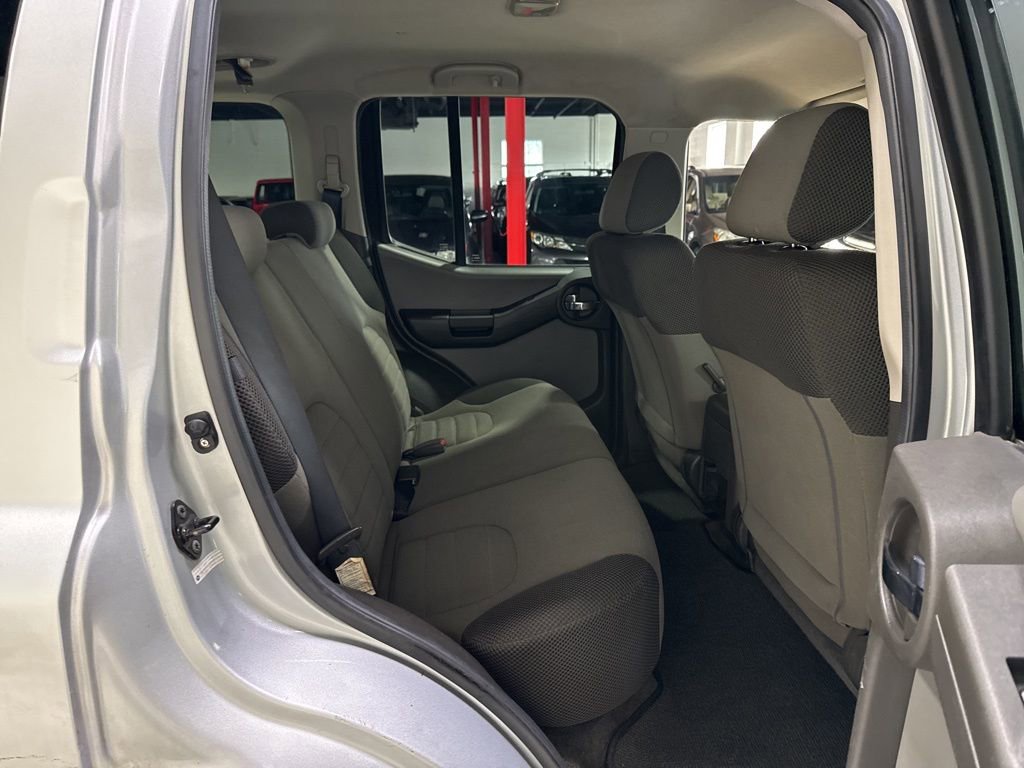 Used 2005 Nissan Xterra S w/ (P01) Power Pkg AWD/4WD image 30