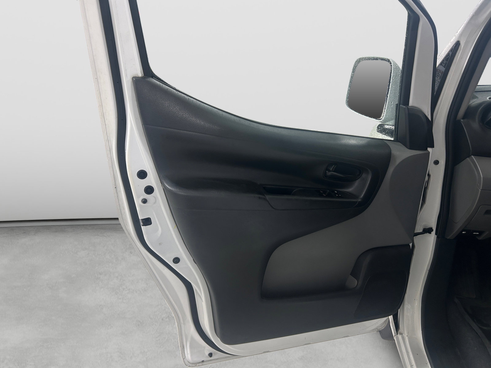 Used 2014 Nissan NV200 SV w/ Technology Package FWD image 19