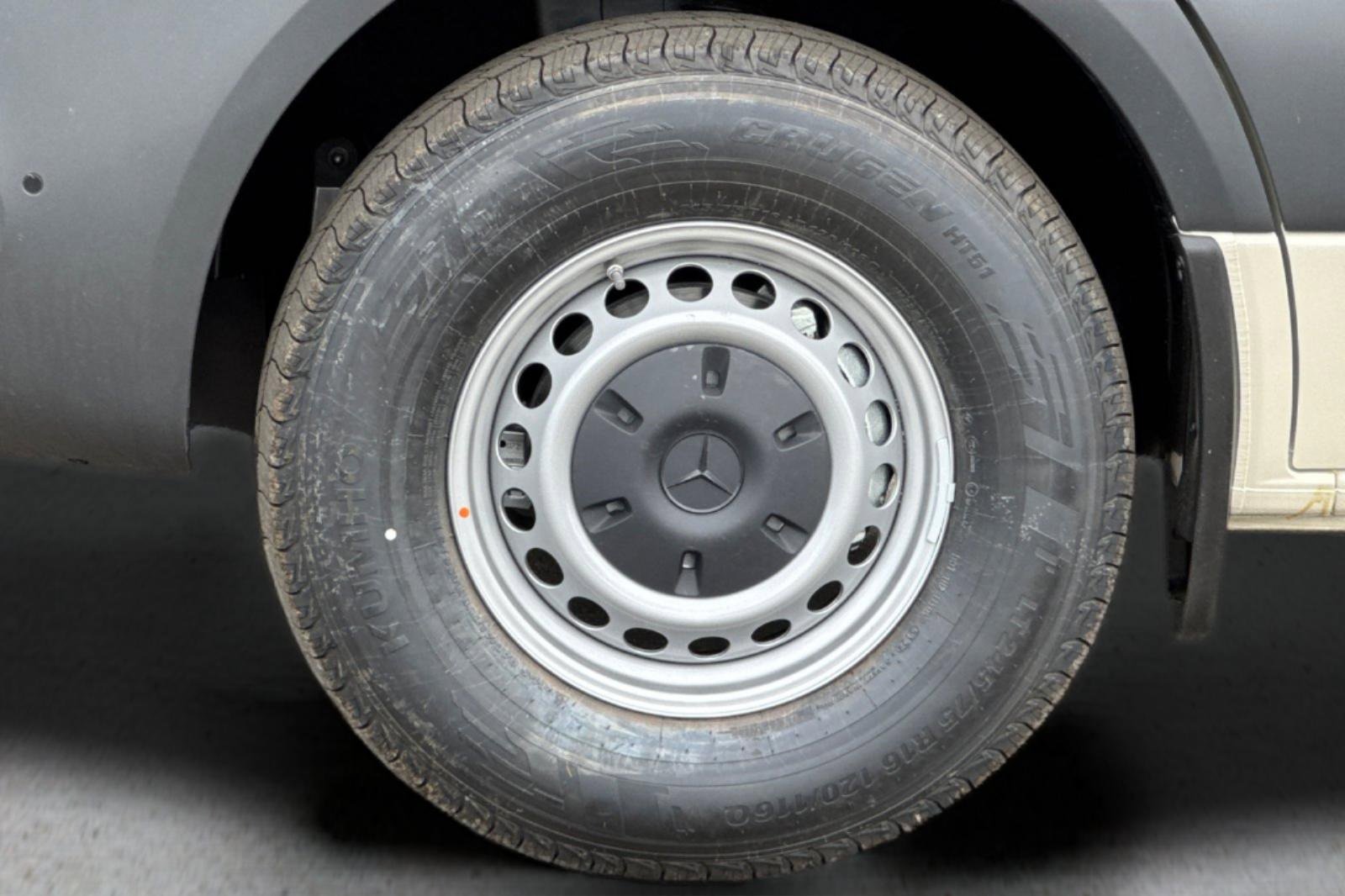 New 2025 Mercedes-Benz Sprinter 2500 image 31