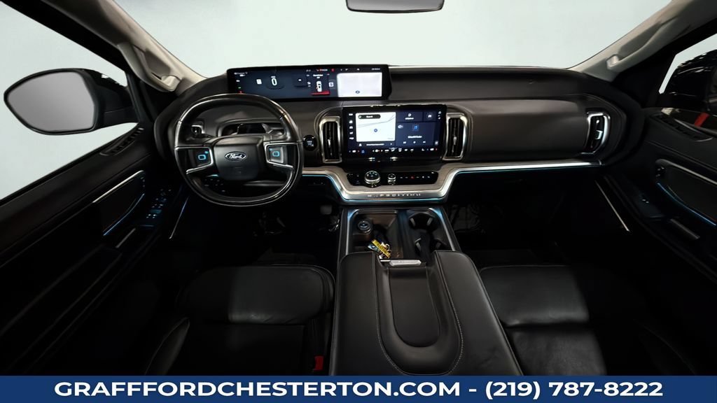 Used 2025 Ford Expedition Platinum AWD/4WD image 14