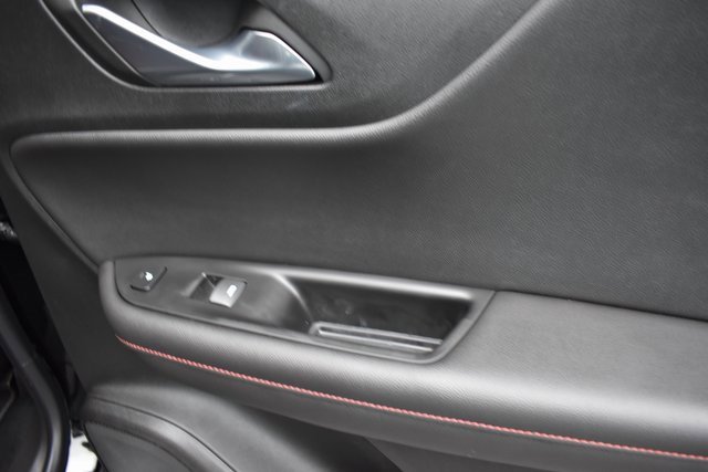 Certified 2023 Chevrolet Blazer RS w/ Enhanced Convenience Package image 12