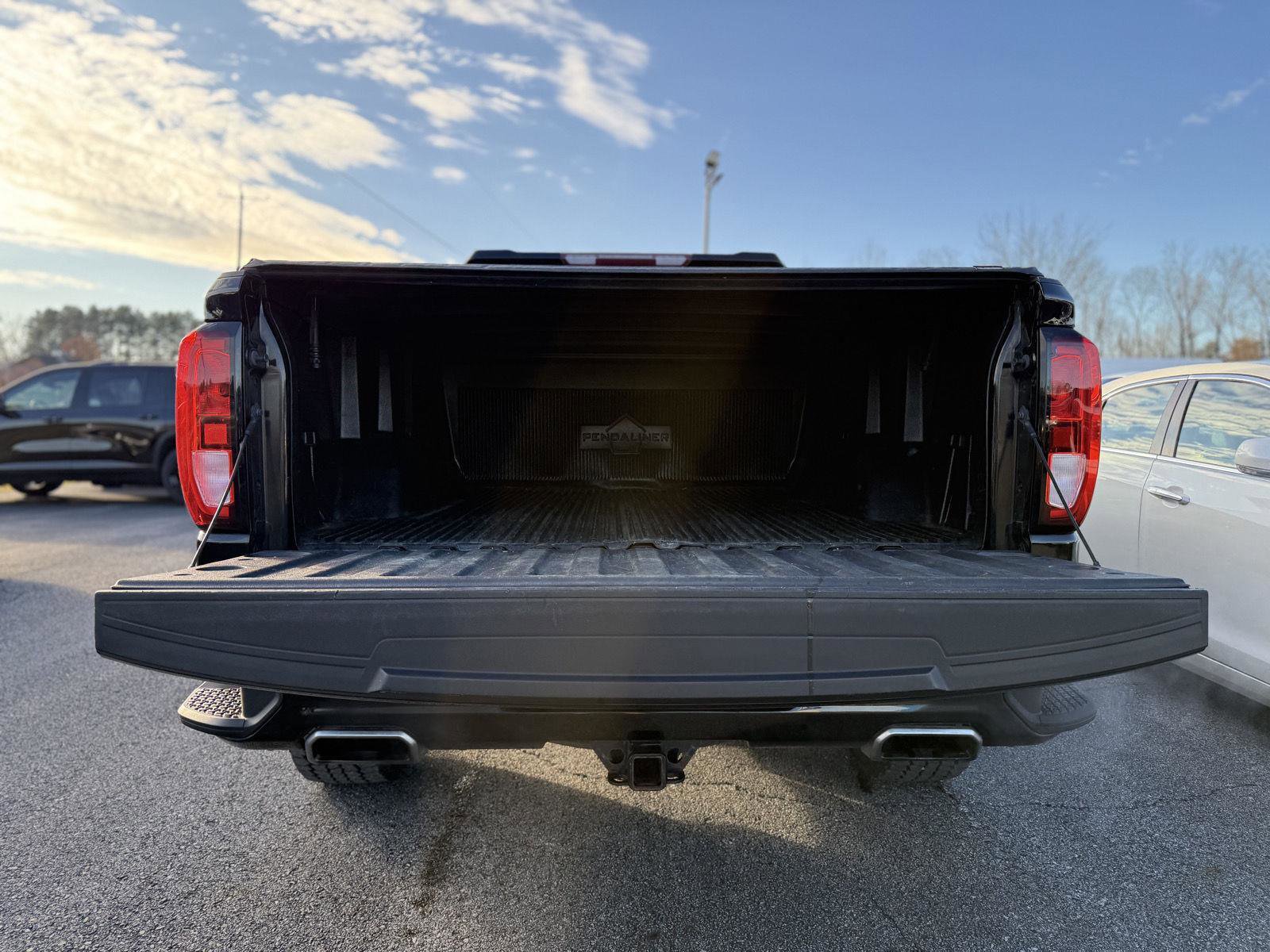 Used 2019 GMC Sierra 1500 Elevation w/ Elevation Value Package image 7