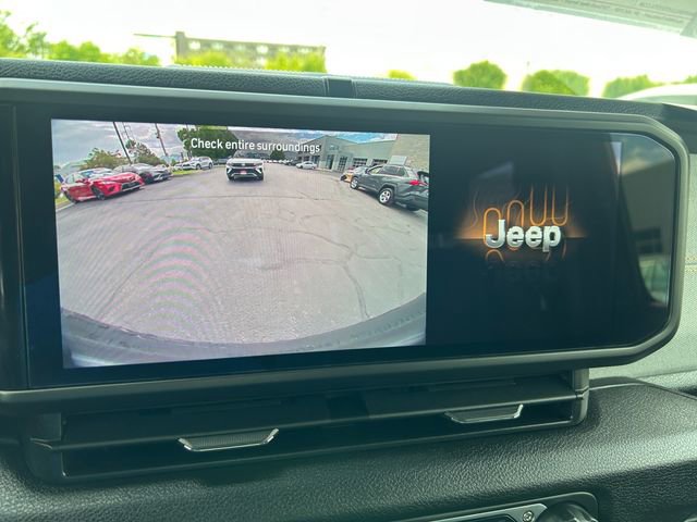 Used 2024 Jeep Wrangler Sport AWD/4WD image 21