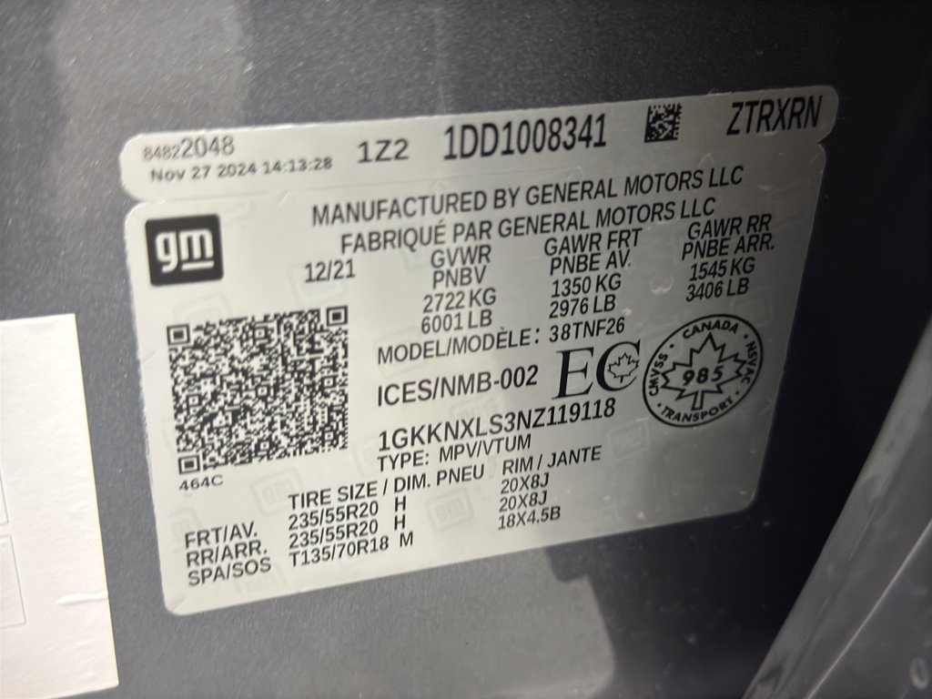 Used 2022 GMC Acadia Denali w/ GMC Pro Grade Package AWD/4WD image 43