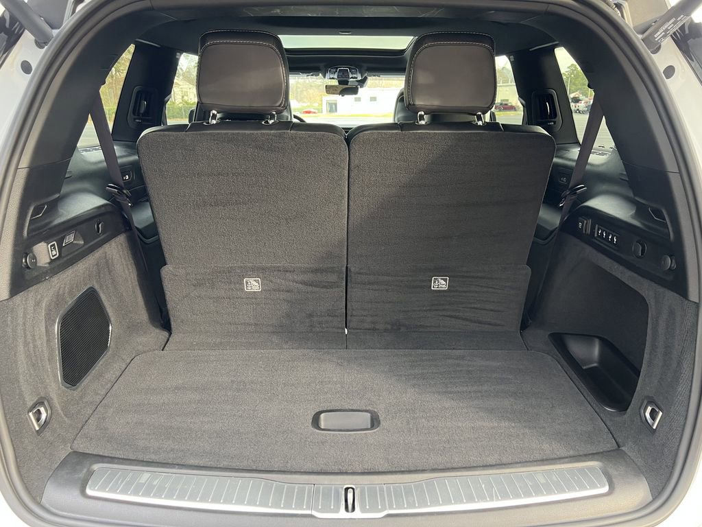 Certified 2023 Jeep Grand Cherokee L Overland w/ Luxury Tech Group IV AWD/4WD image 23