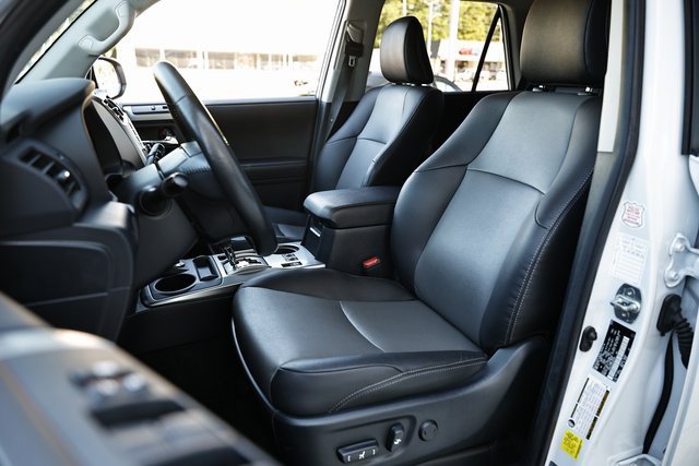 Used 2024 Toyota 4Runner SR5 Premium image 22