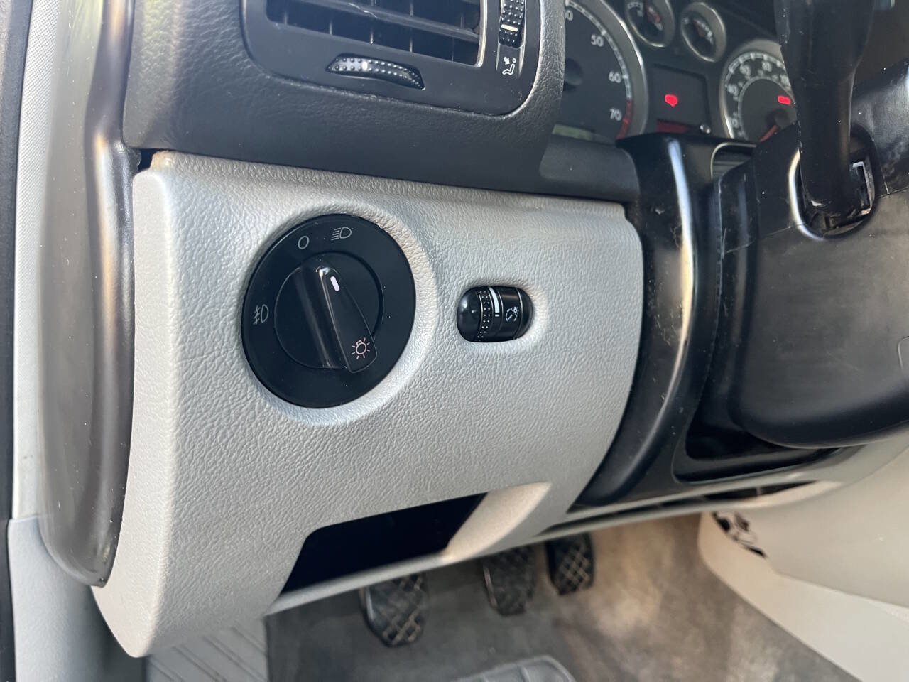 Used 2002 Volkswagen Passat GLS image 24