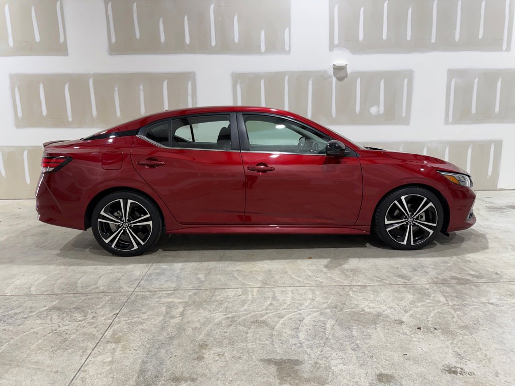 Used 2023 Nissan Sentra SR w/ Electronics Package image 9