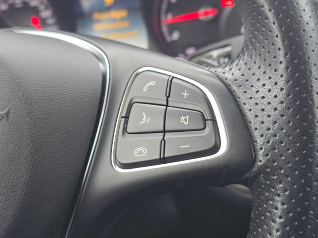 Used 2017 Mercedes-Benz GLC 300 4MATIC image 29