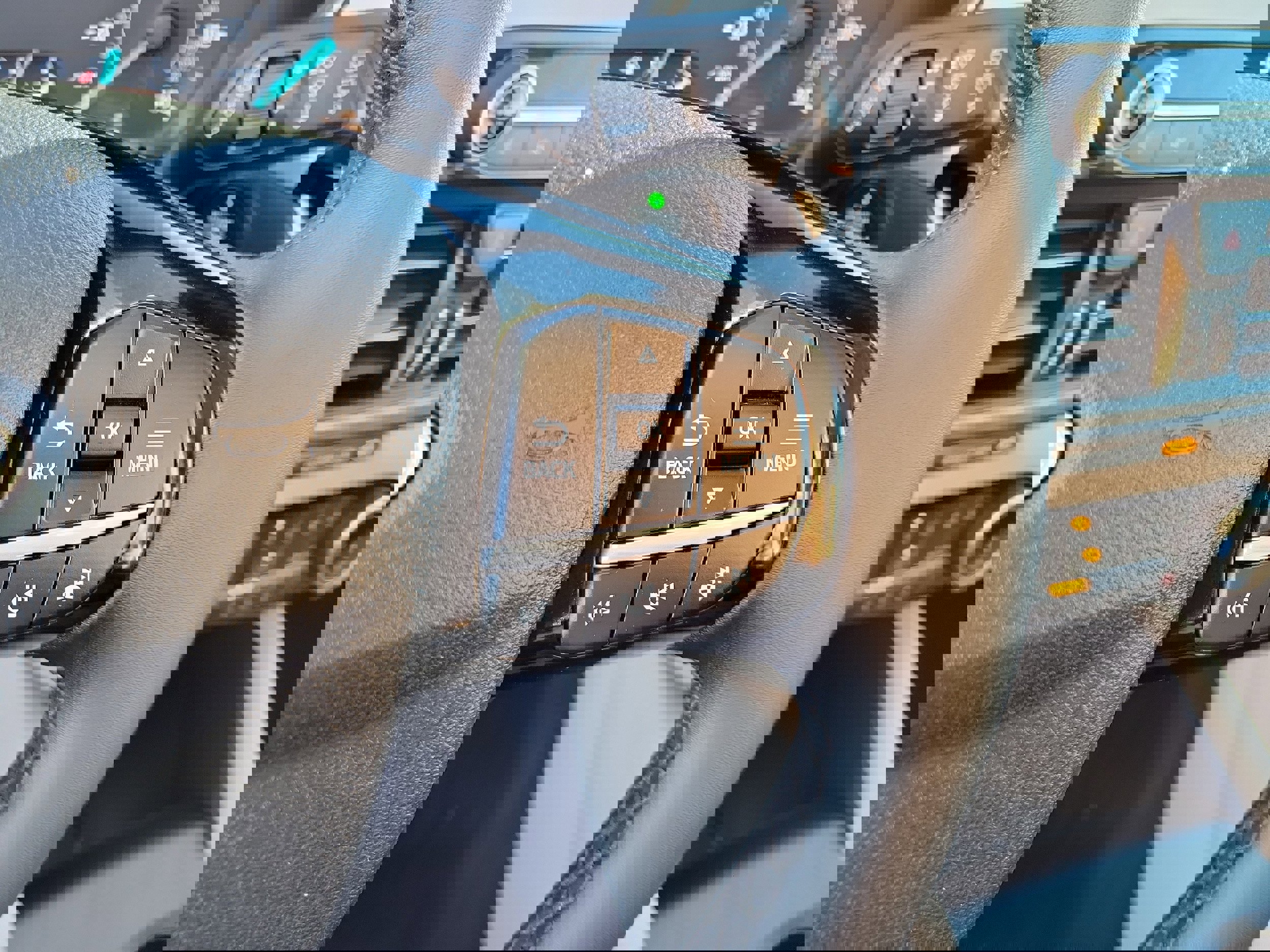 Certified 2022 Ford Escape SEL image 24