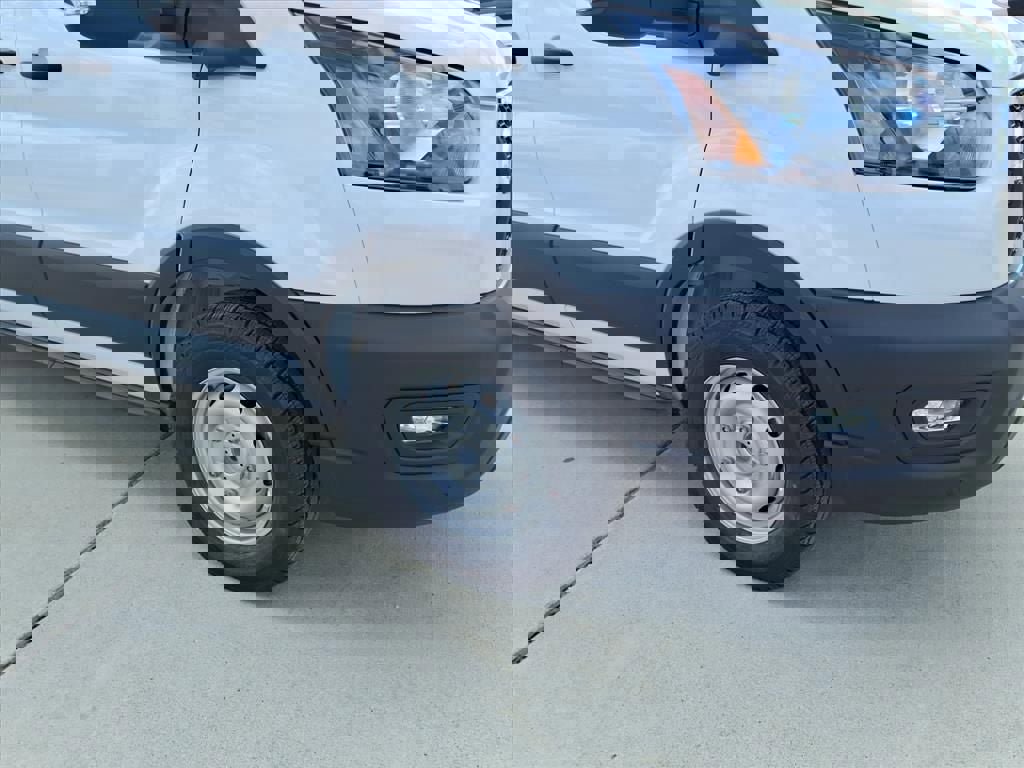 New 2026 Ford Transit 250 148 Medium Roof image 5