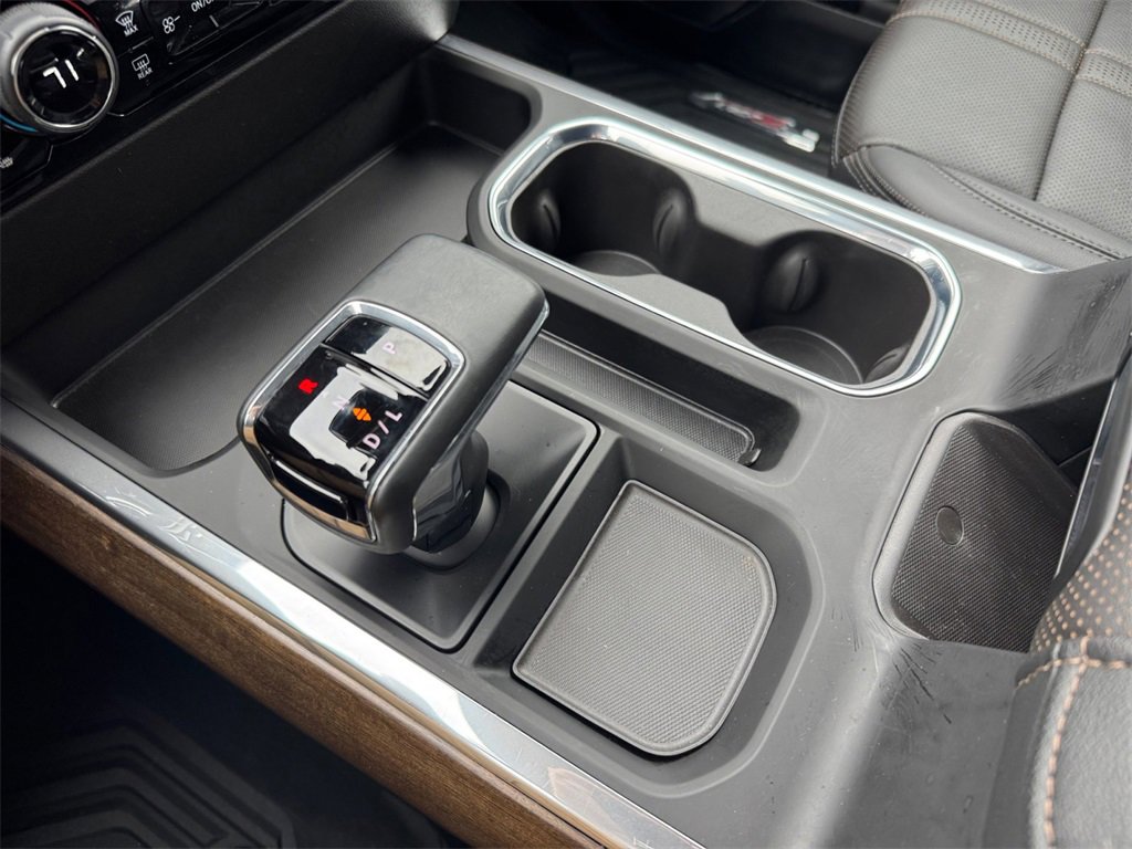 Certified 2025 Chevrolet Silverado 1500 High Country w/ Midnight Edition image 28