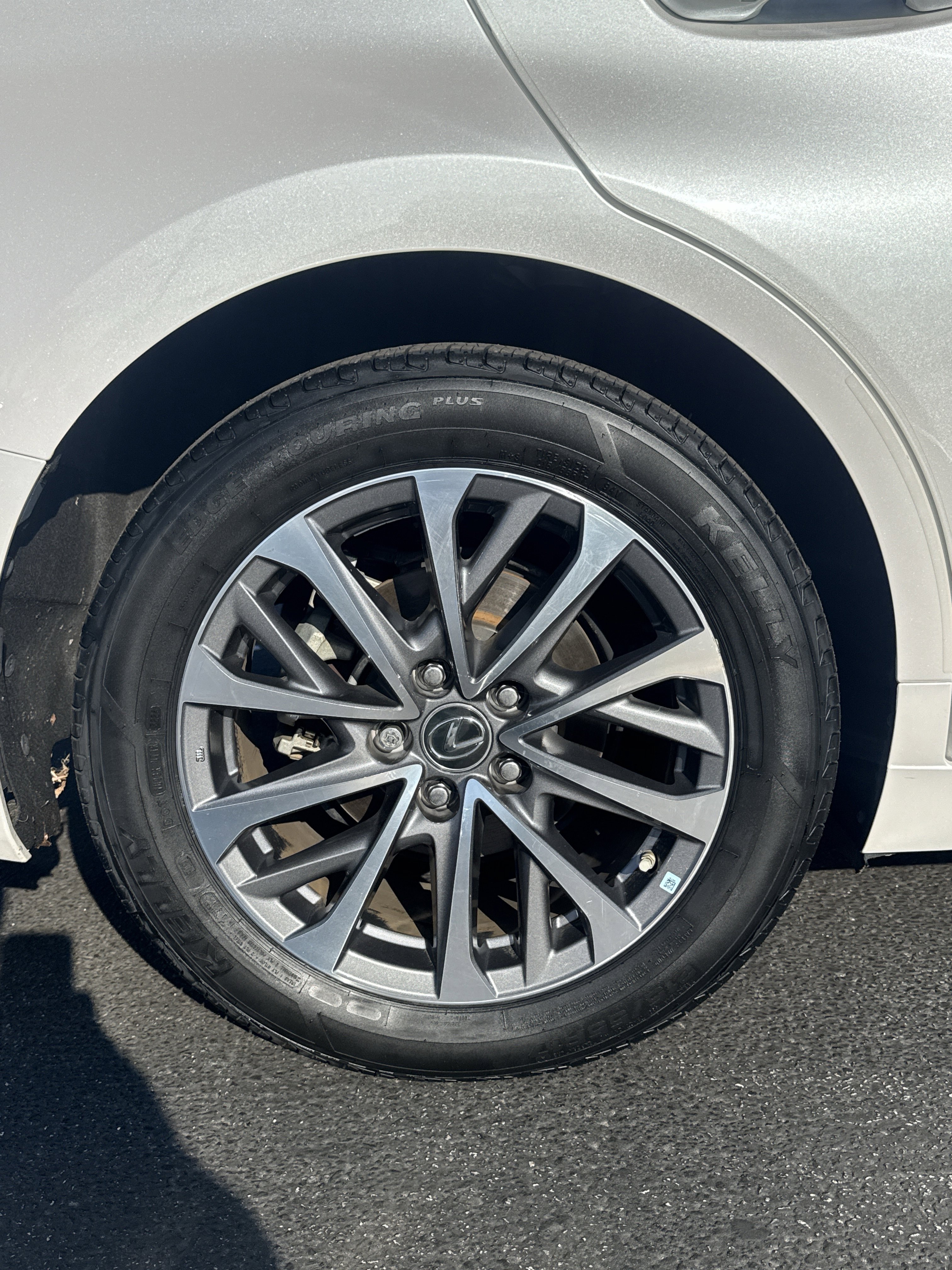 Used 2022 Lexus ES 300h image 11