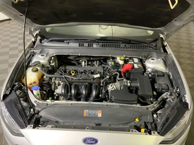 Used 2017 Ford Fusion SE w/ Fusion SE Technology Package image 42