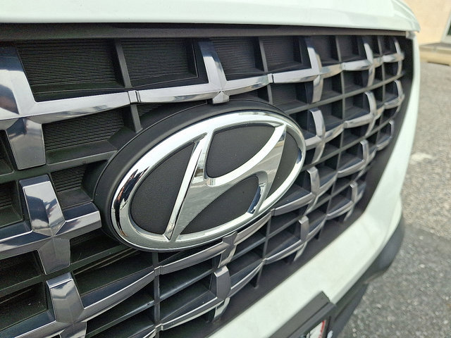 Used 2022 Hyundai Venue SEL image 29