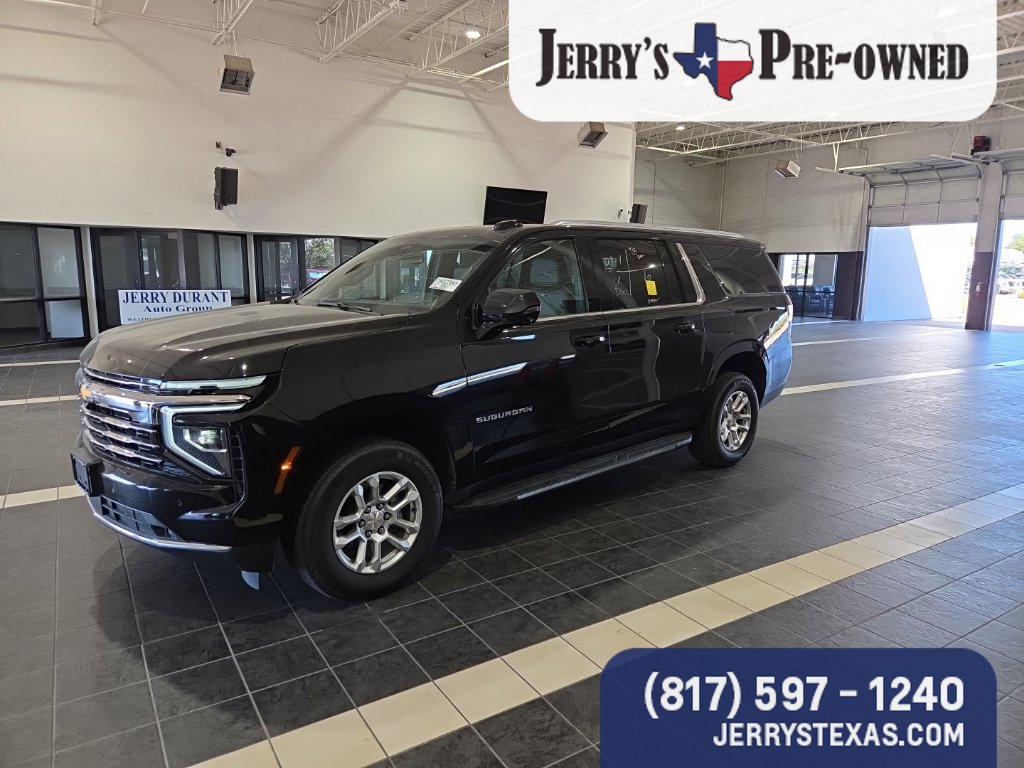 Used 2026 Chevrolet Suburban LT w/ Comfort Package AWD/4WD image 1