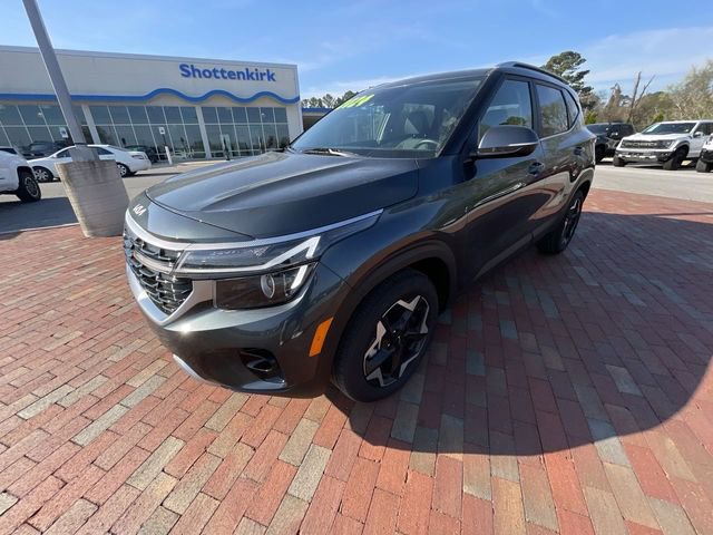 Used 2024 Kia Seltos EX image 13