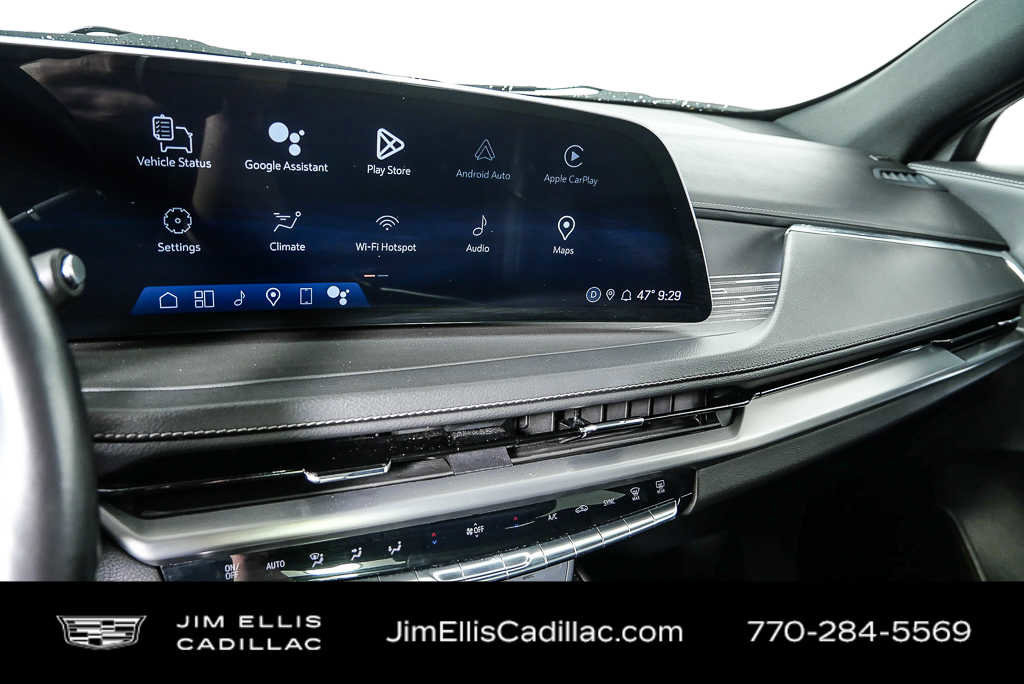 Used 2024 Cadillac XT4 Premium Luxury image 12