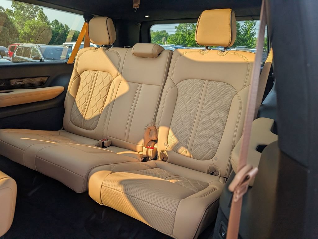 New 2026 Jeep Grand Wagoneer L Summit AWD/4WD image 26
