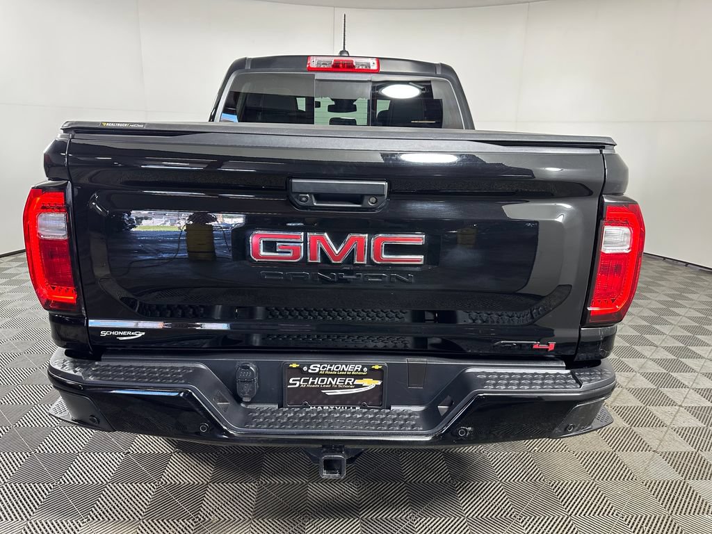 Used 2025 GMC Canyon AT4 AWD/4WD image 4