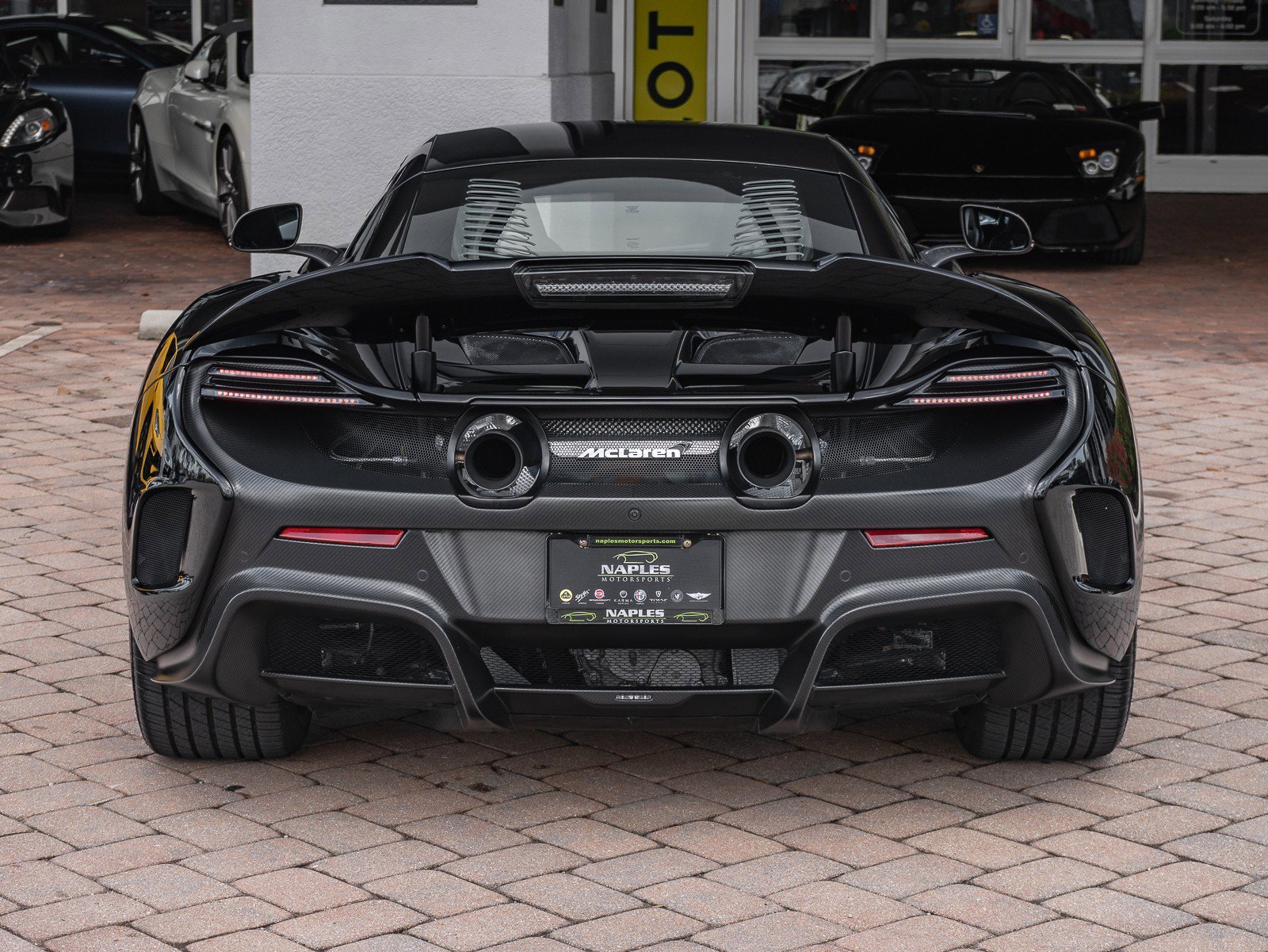 Used 2016 McLaren 675LT Coupe image 31