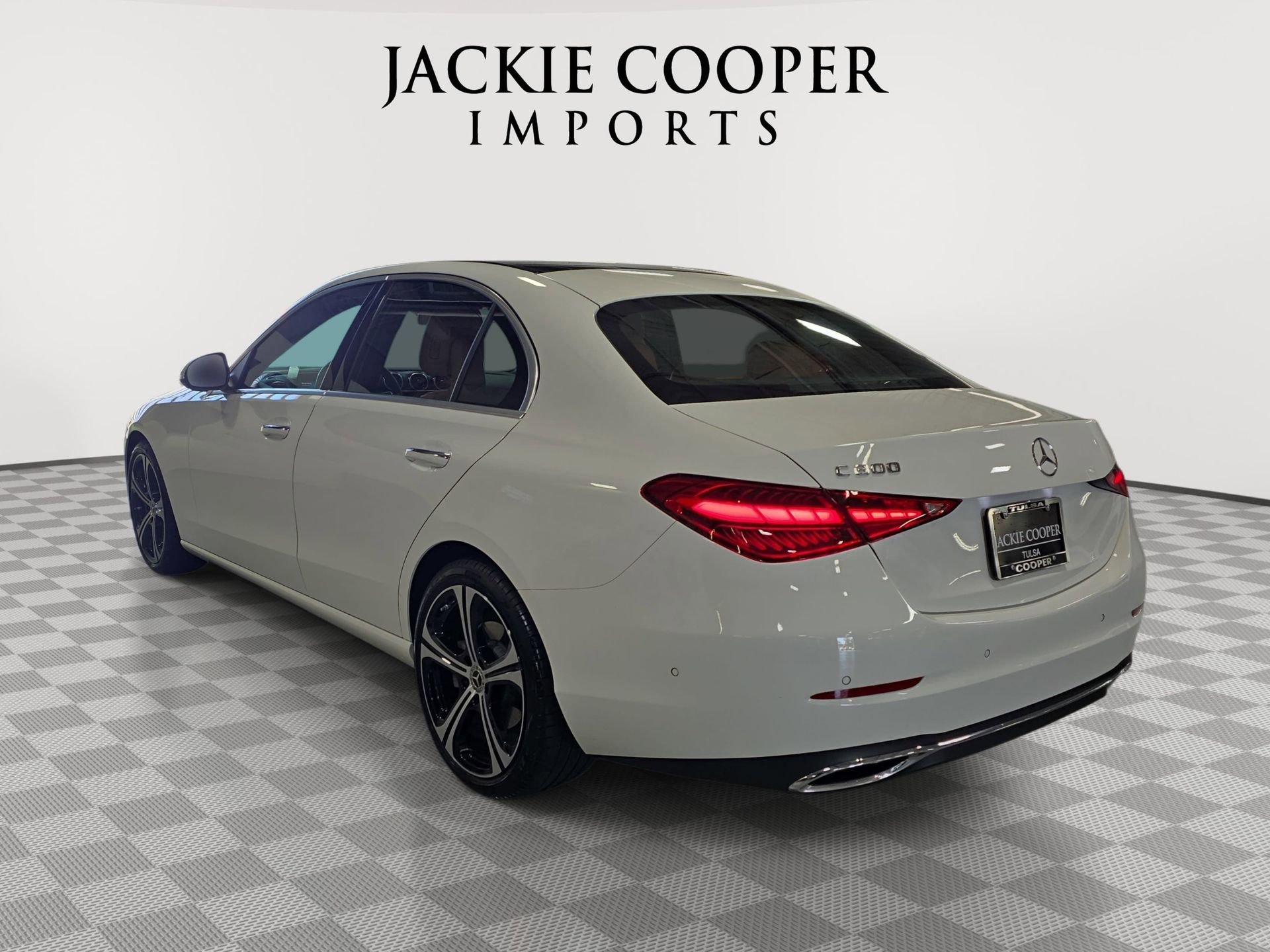 Used 2025 Mercedes-Benz C 300 Sedan image 7