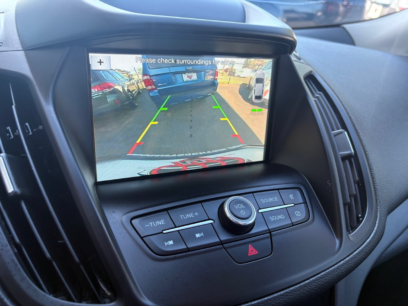 Used 2019 Ford Escape SEL AWD/4WD image 28