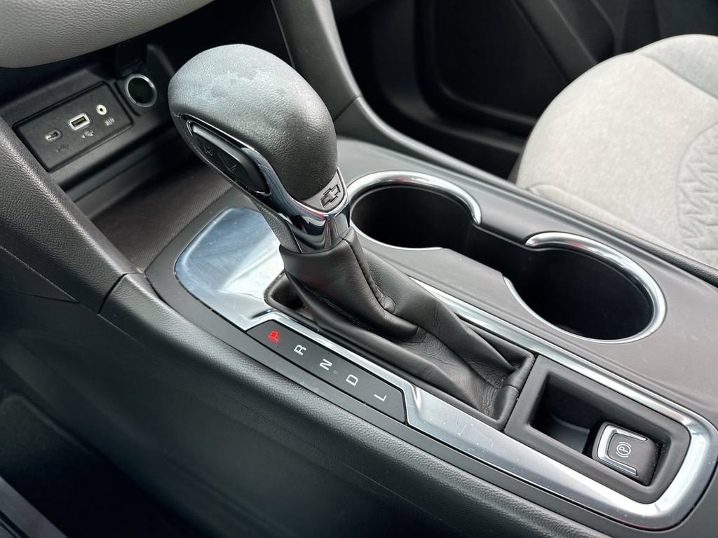 Used 2022 Chevrolet Equinox LS FWD image 20