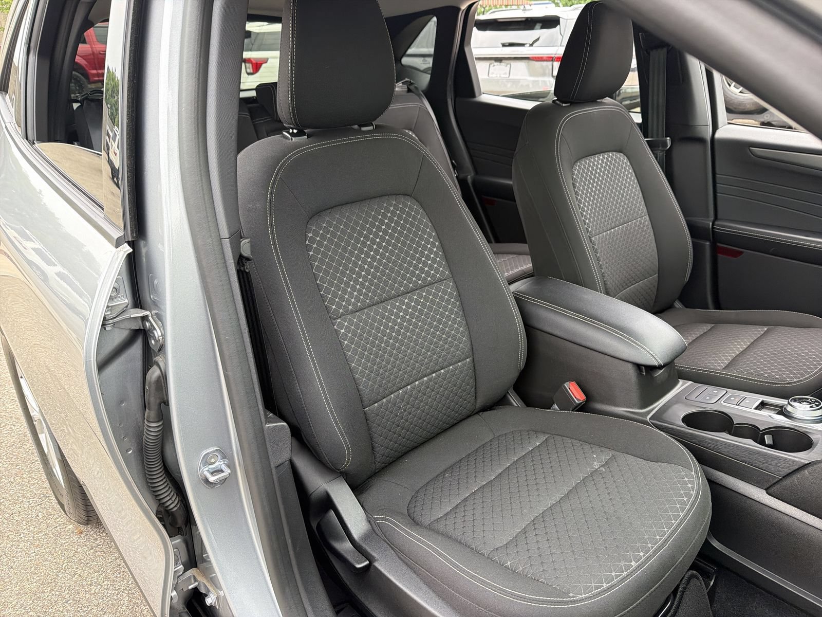 Used 2023 Ford Escape Active AWD/4WD image 22