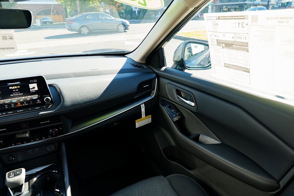 New 2026 Nissan Rogue SV w/ Cold Weather Package image 9