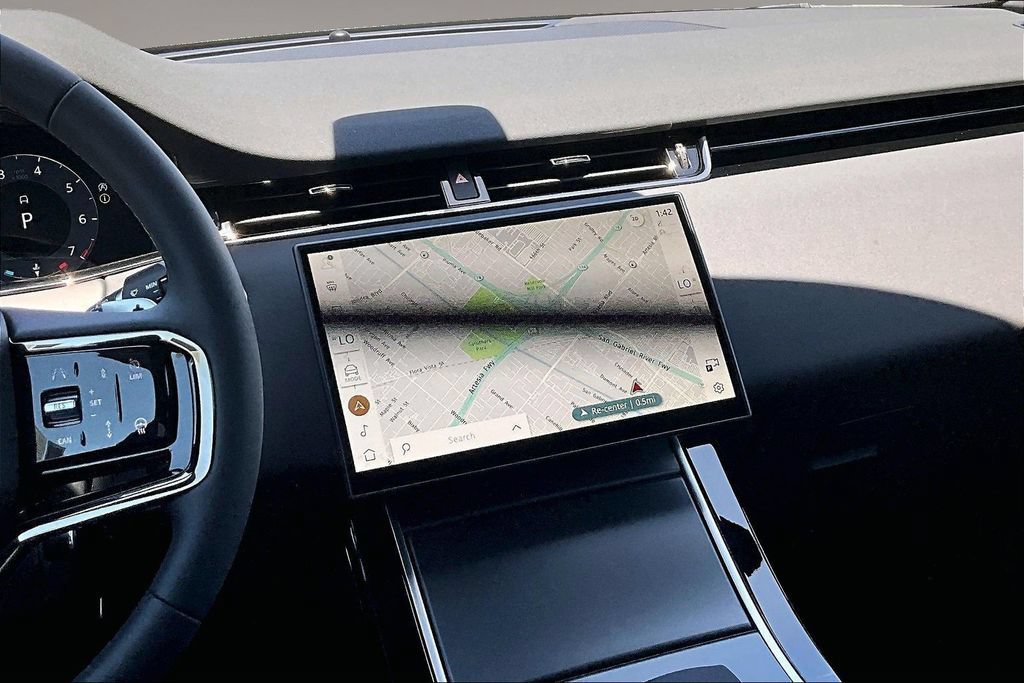 New 2026 Land Rover Range Rover Evoque S AWD/4WD image 6