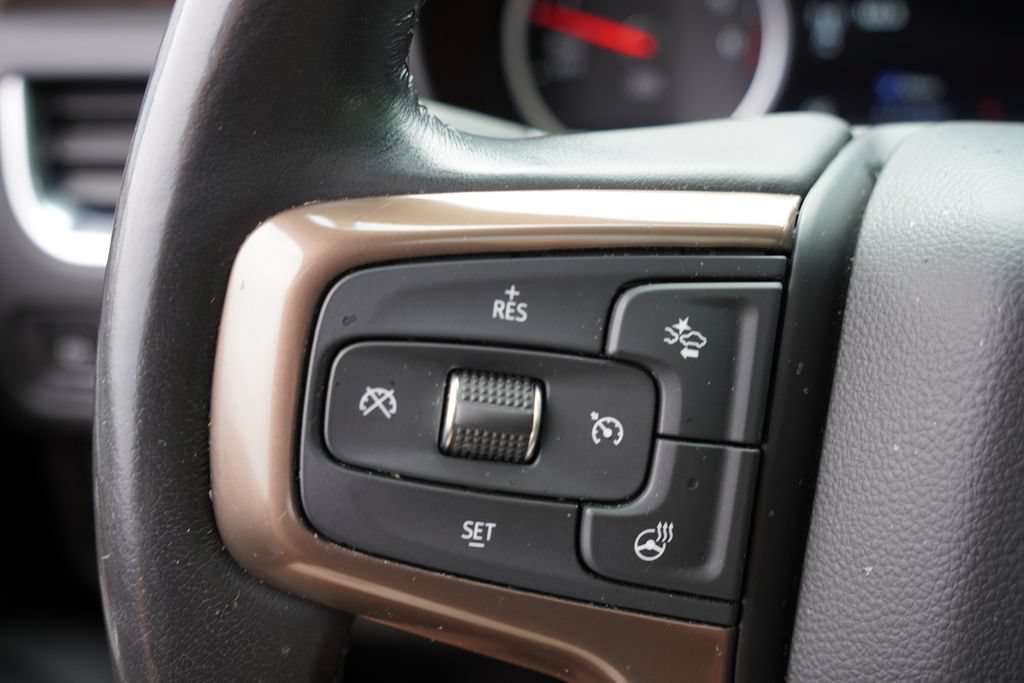 Used 2021 Chevrolet Suburban High Country w/ Premium Package AWD/4WD image 40