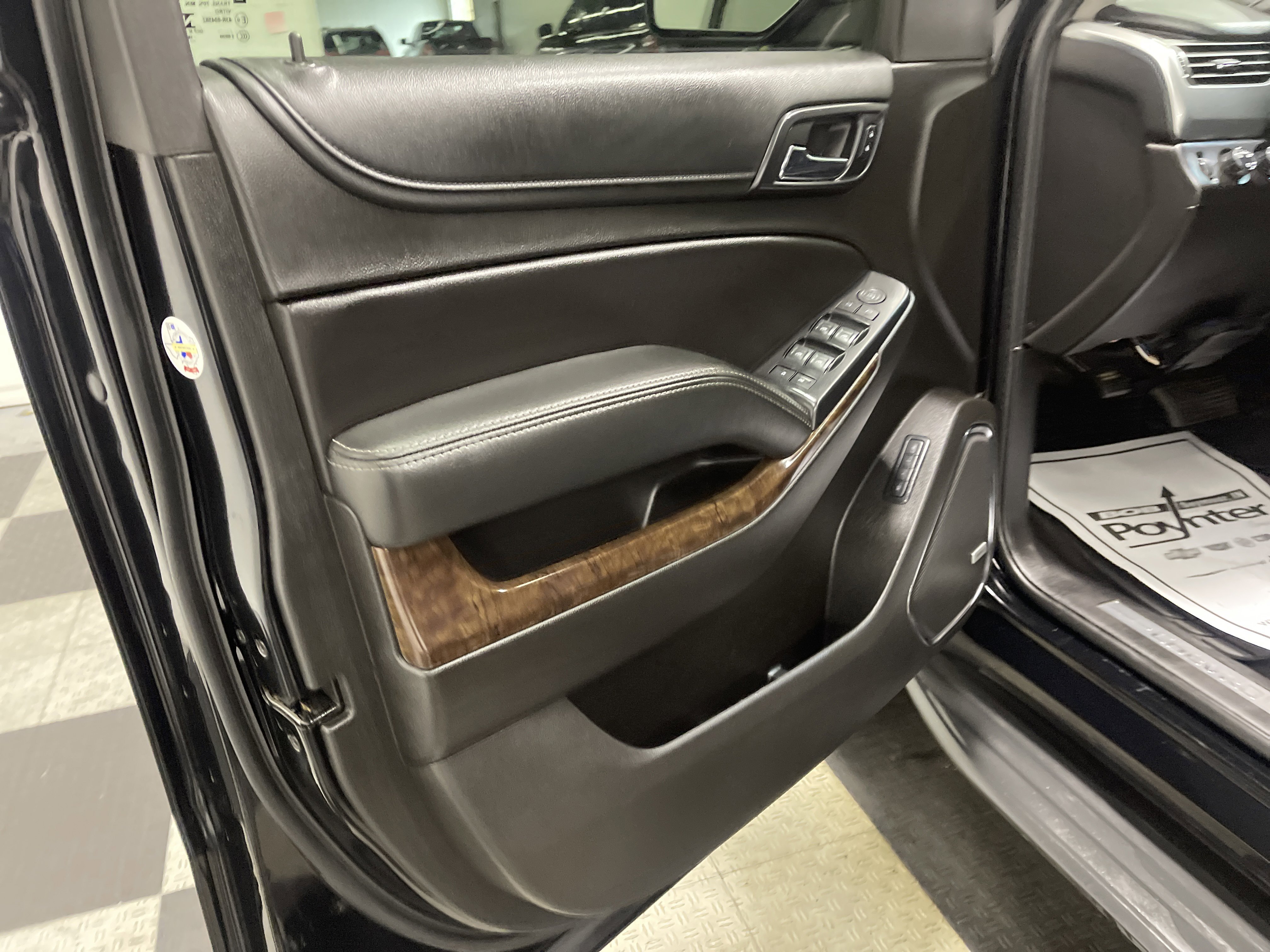 Used 2019 Chevrolet Tahoe LT image 10