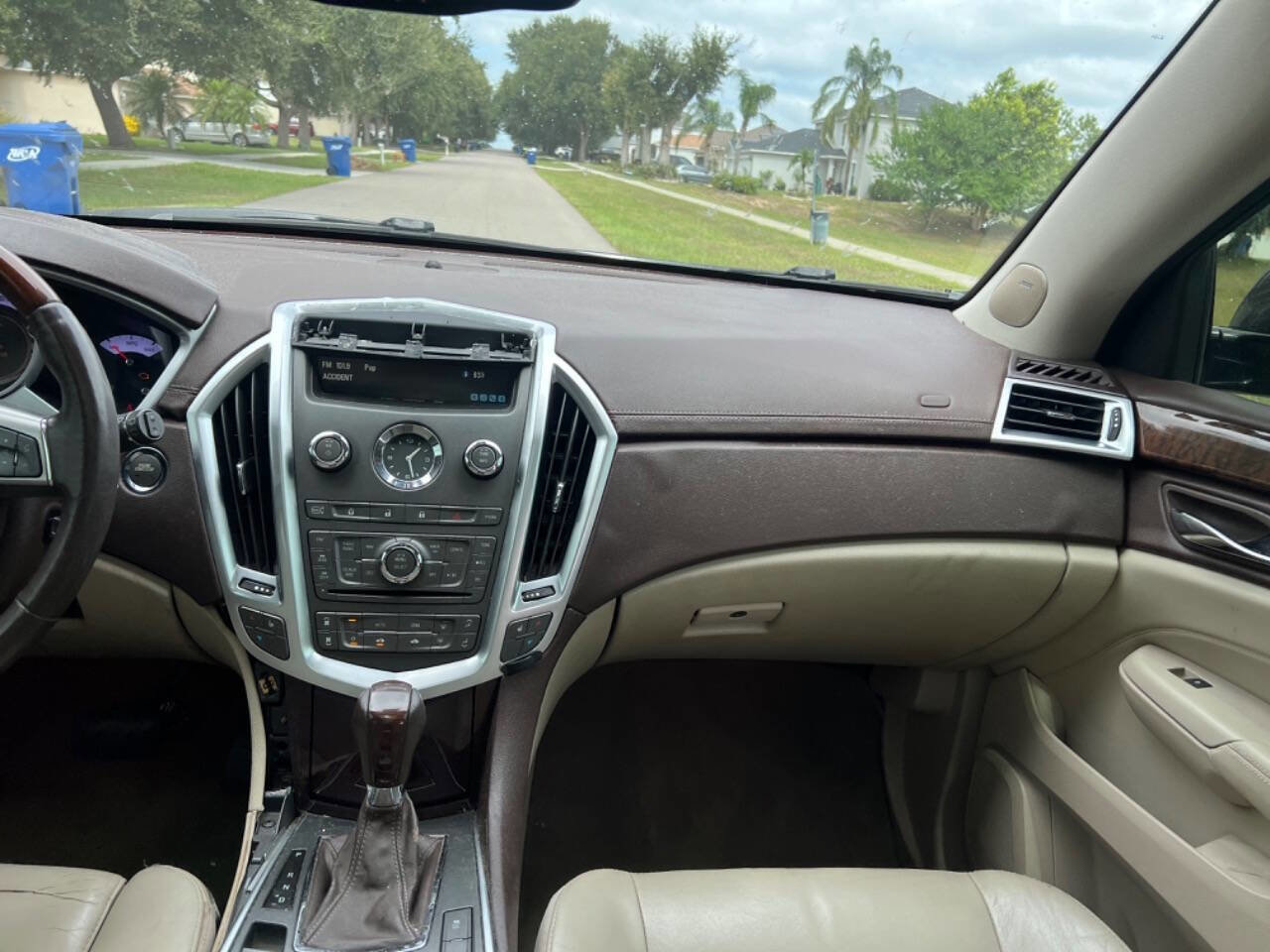 Used 2011 Cadillac SRX Luxury image 15