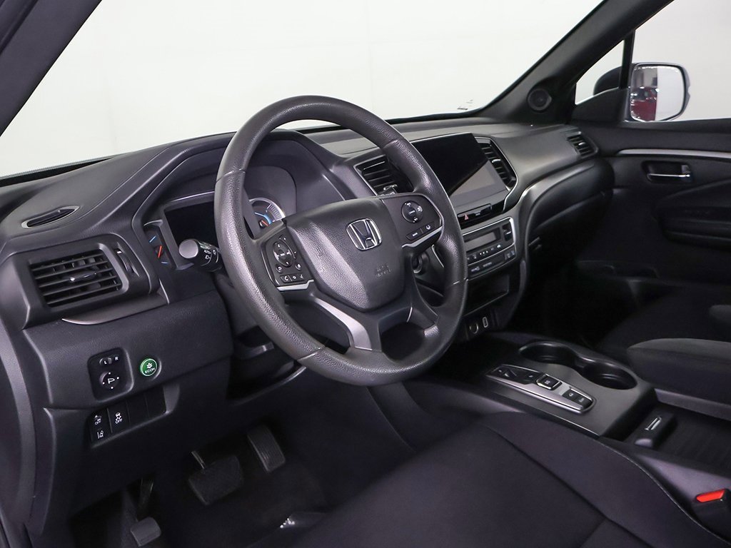 Used 2021 Honda Passport Sport image 25