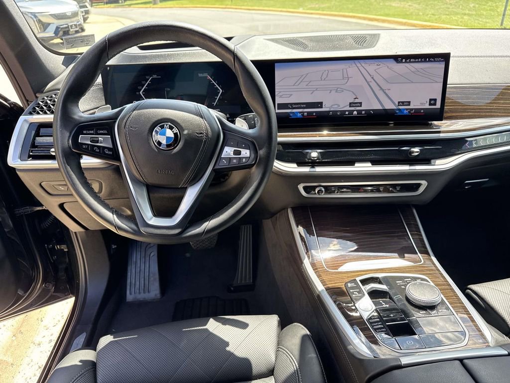 Used 2024 BMW X5 xDrive40i w/ Parking Assistance Package AWD/4WD image 31