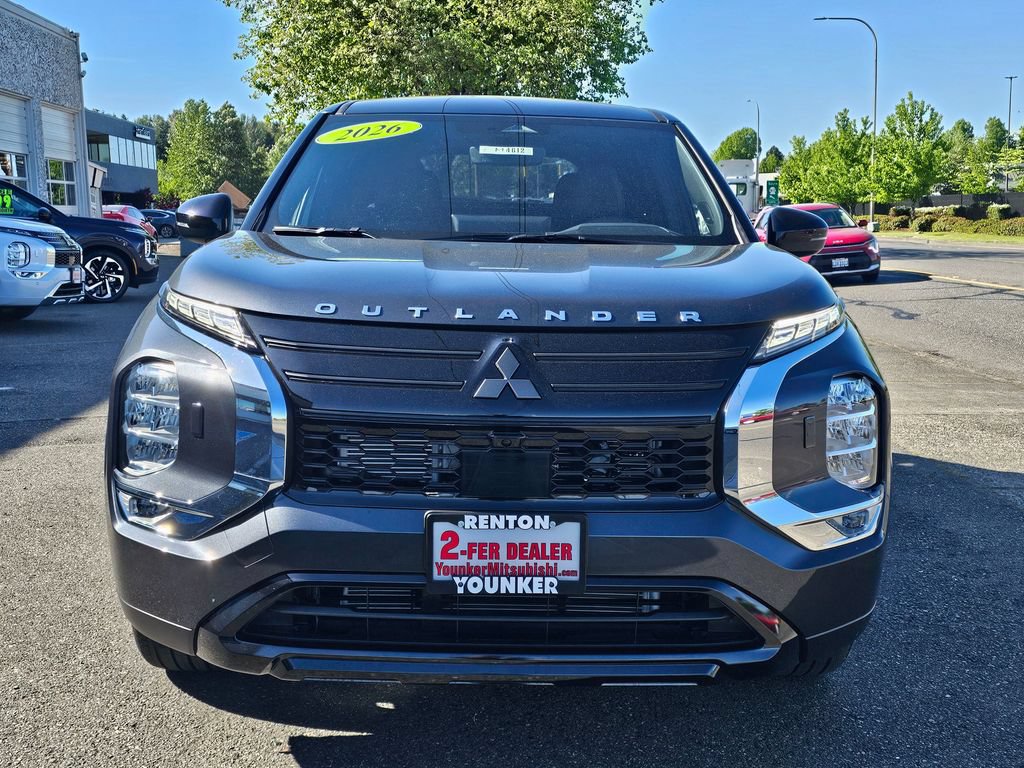 New 2026 Mitsubishi Outlander LE AWD/4WD image 2