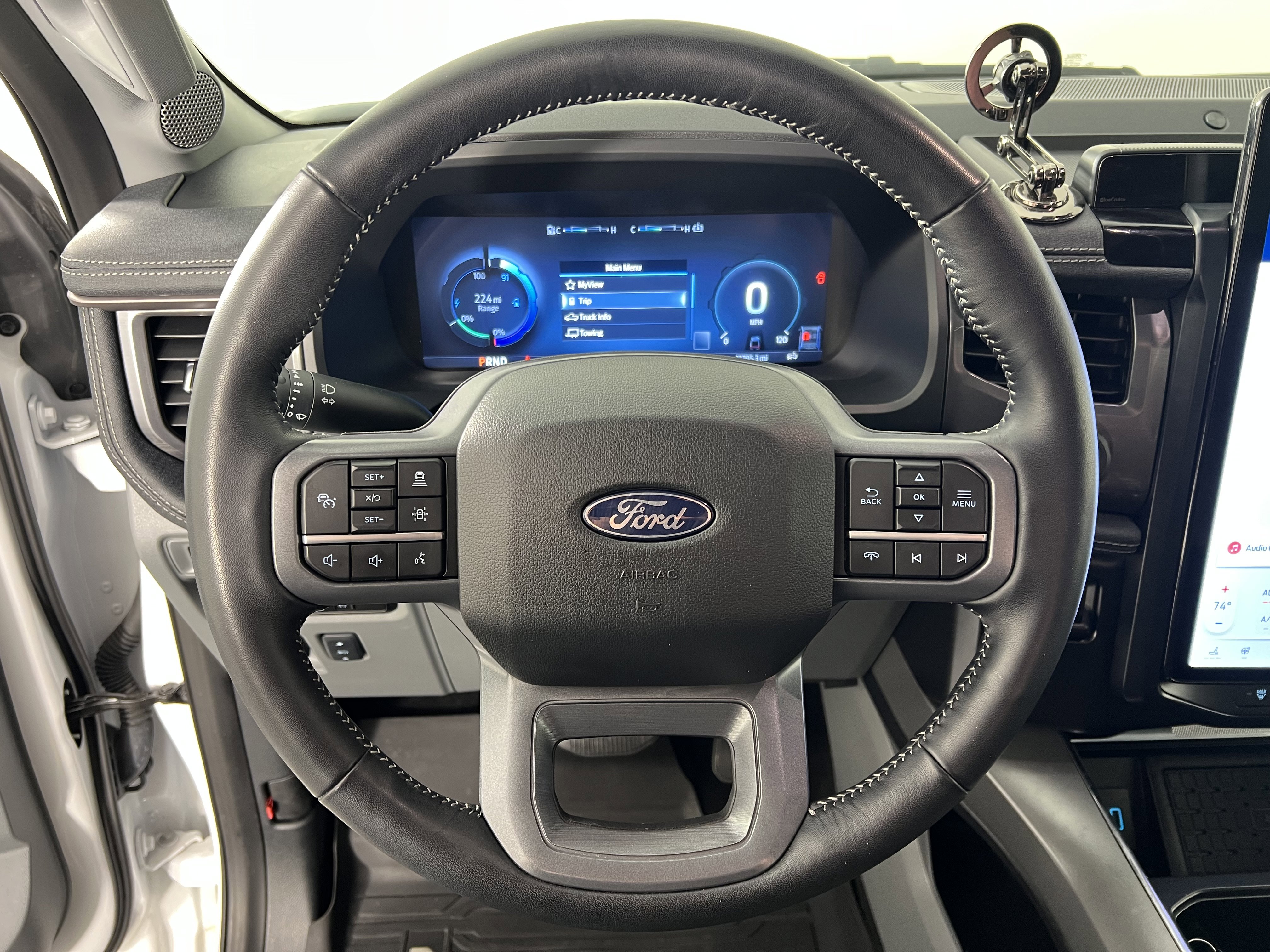 Used 2024 Ford F150 Lightning Flash image 25