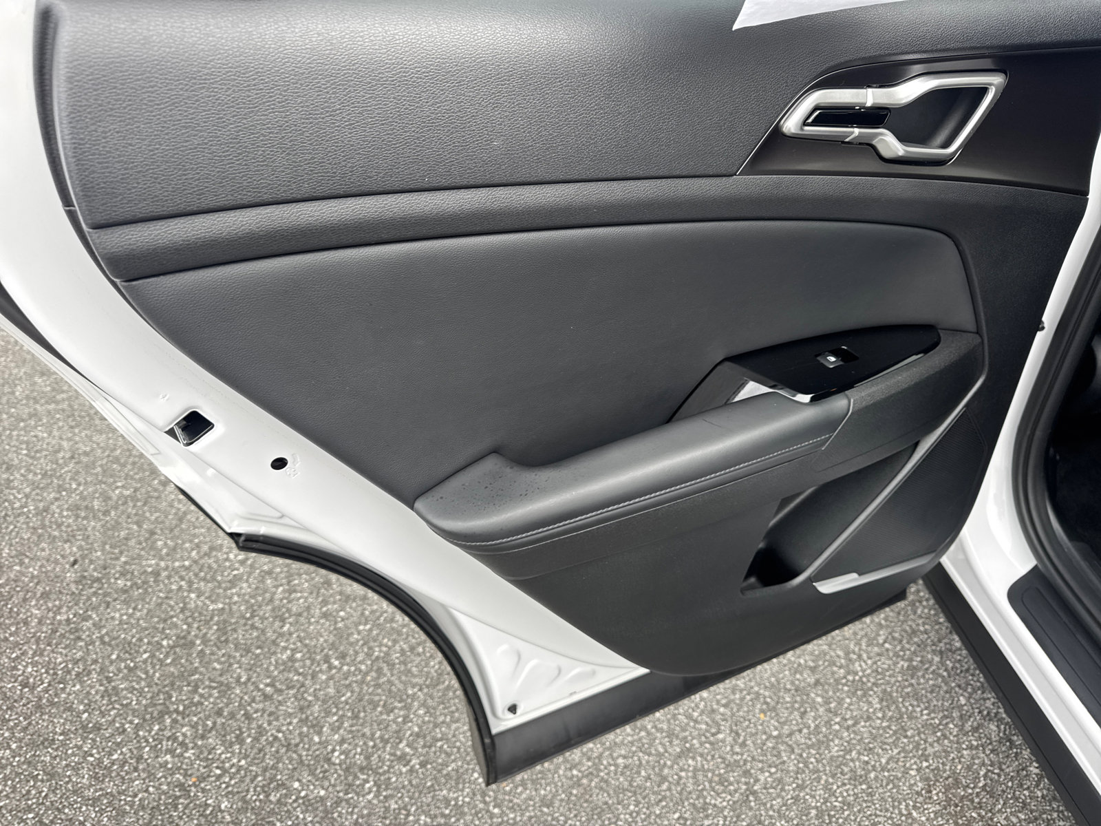 Used 2023 Kia Sportage EX image 21