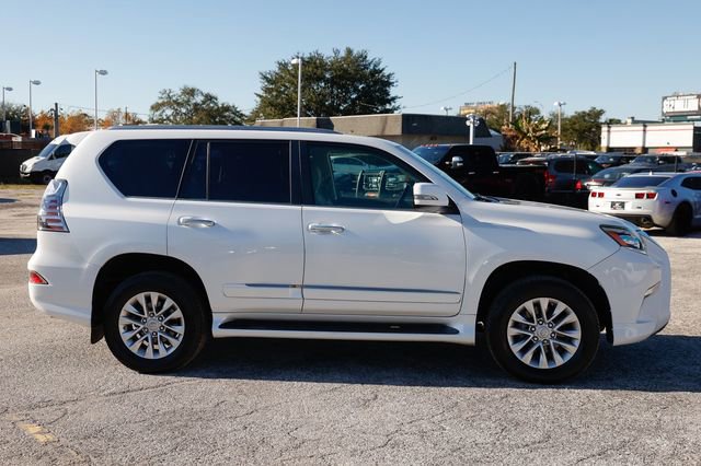 Used 2014 Lexus GX 460 w/ Premium Package image 16