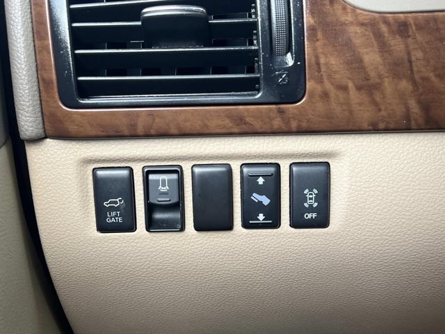 Used 2015 Nissan Armada Platinum w/ 2nd Row Captain Seat Package AWD/4WD image 60