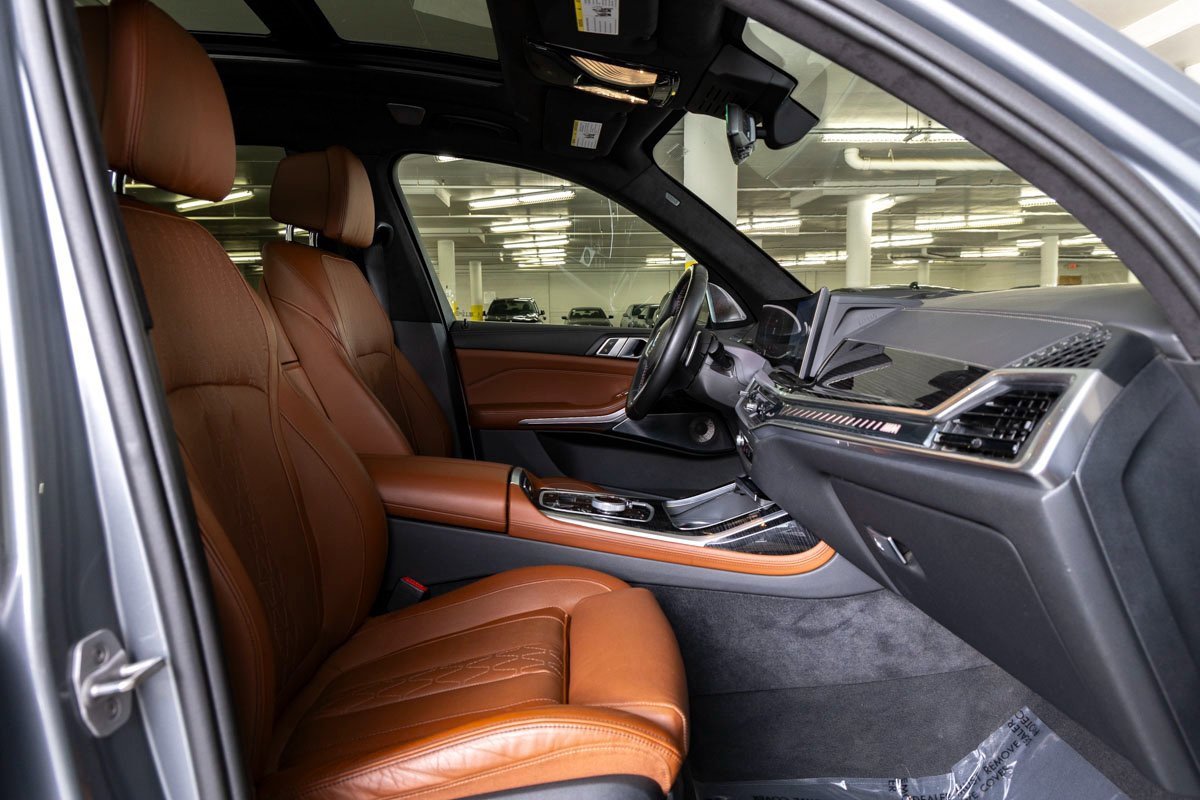 Certified 2025 BMW X7 M60i image 33