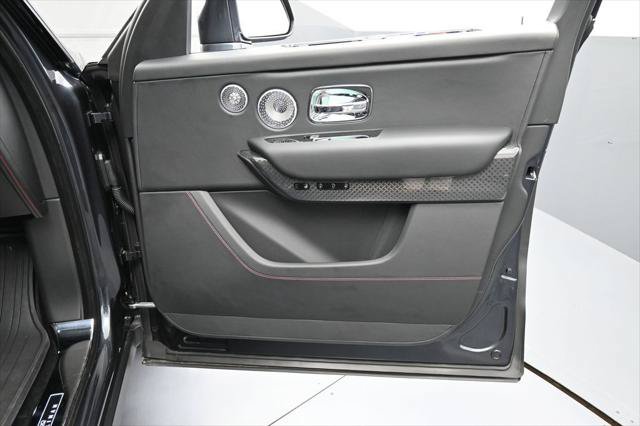 Certified 2024 Rolls-Royce Cullinan Black Badge AWD/4WD image 31