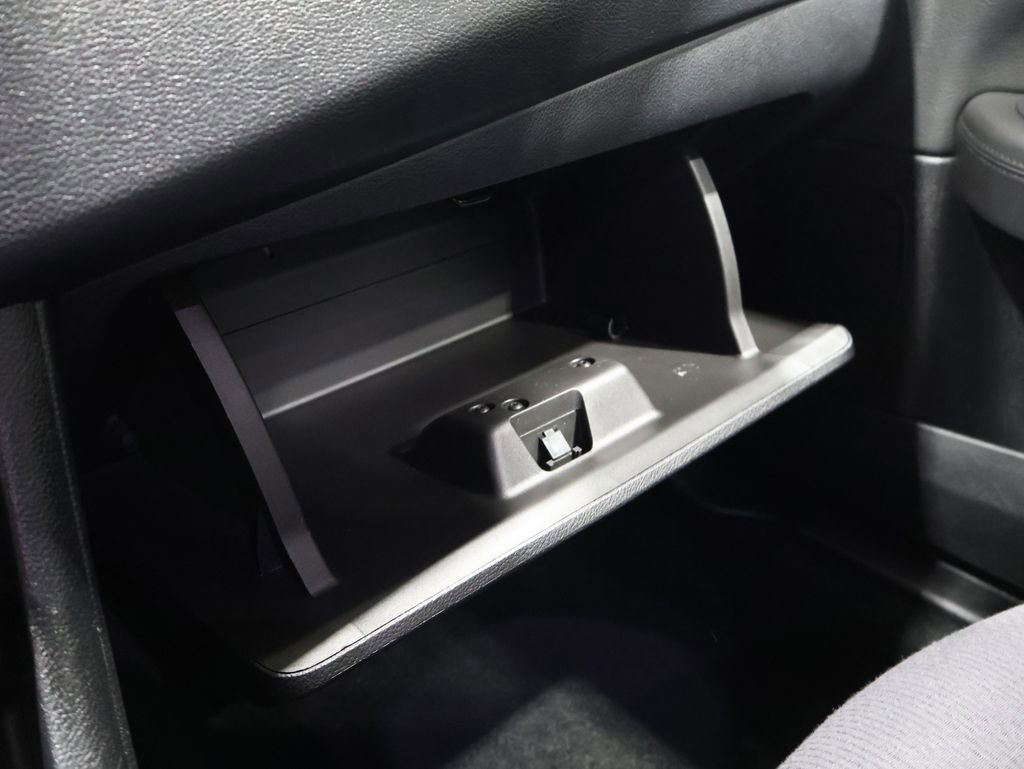 Used 2013 Chrysler 200 Touring w/ S Exterior Appearance Pkg image 27