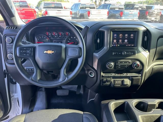 Used 2025 Chevrolet Silverado 2500 W/T w/ WT Convenience Package AWD/4WD image 15