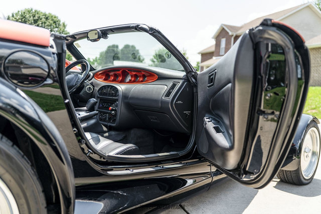 Used 2000 Plymouth Prowler RWD image 40
