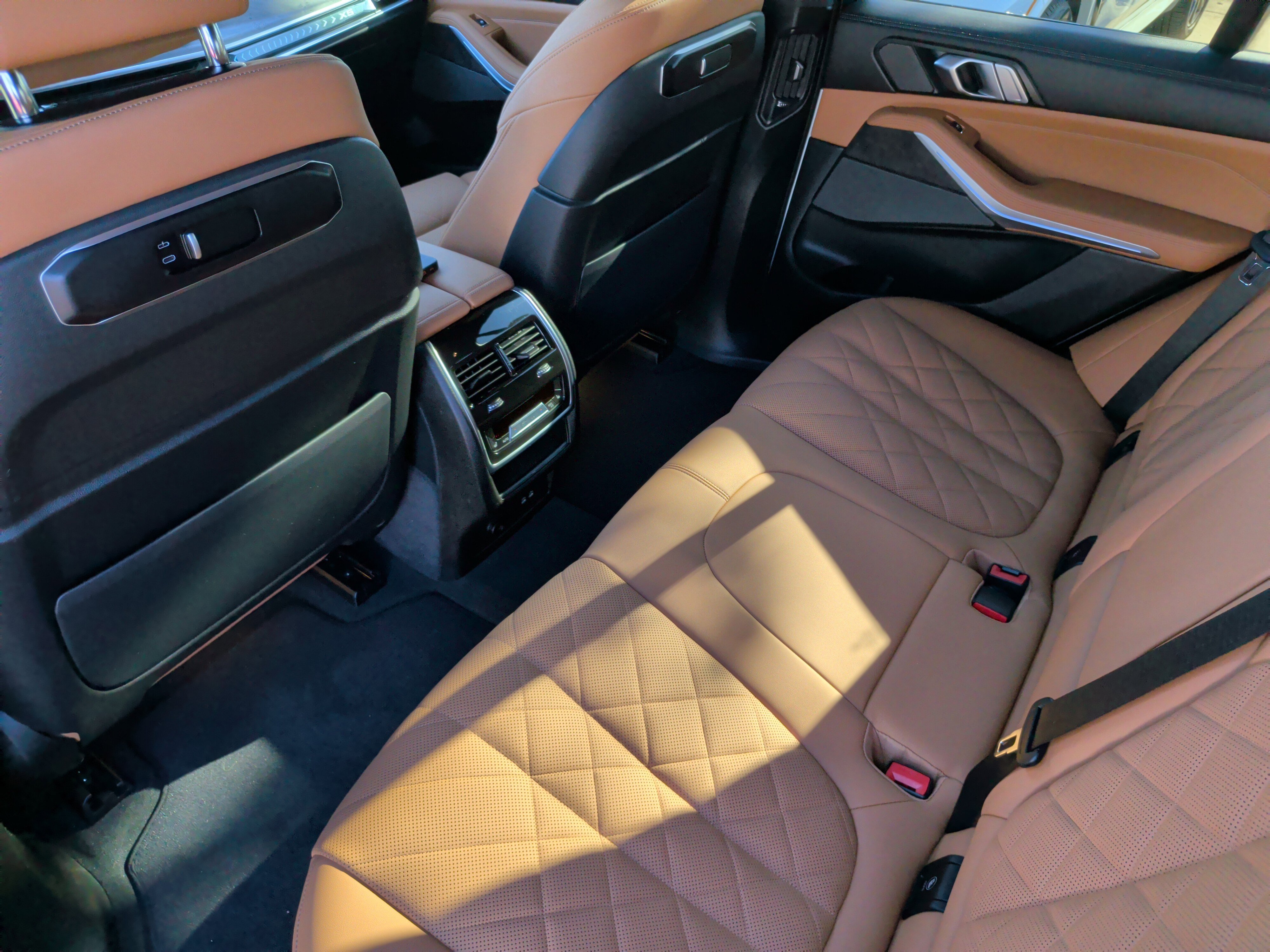 Certified 2025 BMW X5 xDrive40i w/ M Sport Package image 37