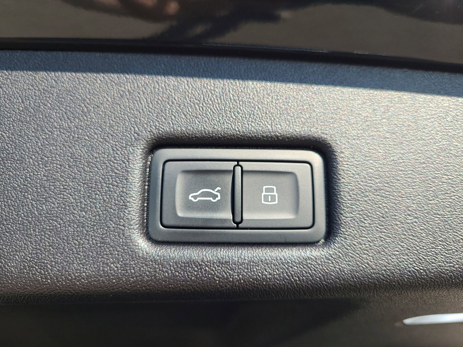 Used 2025 Audi Q5 Premium Plus w/ Premium Plus image 10