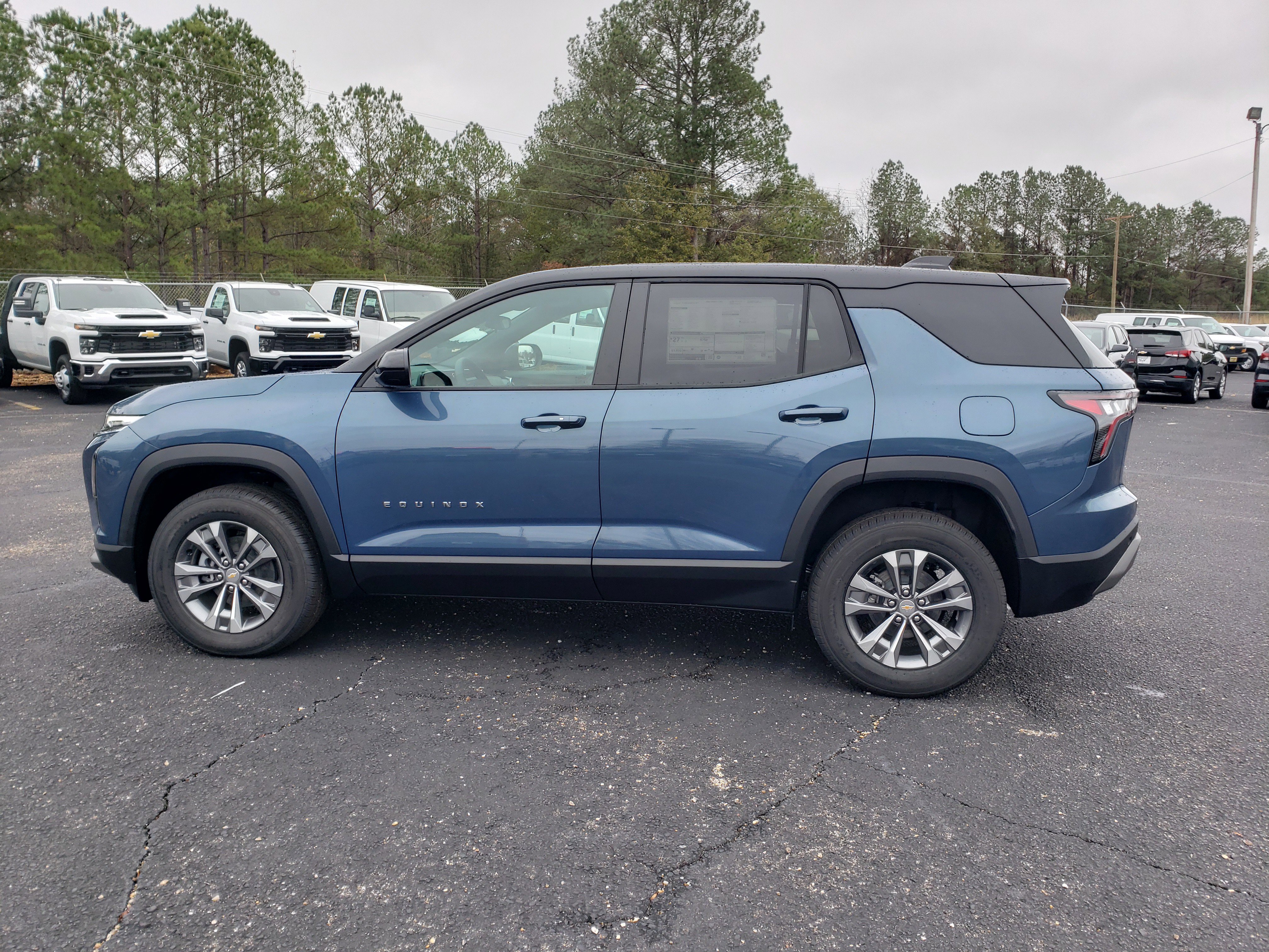 New 2026 Chevrolet Equinox LT w/ Convenience Package II image 6