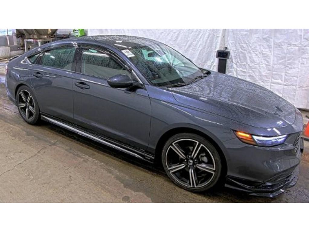Used 2024 Honda Accord EX image 3